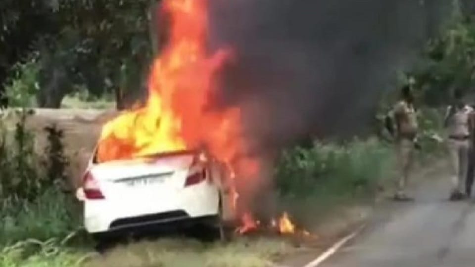 car caught fire driver saved his life by running away in binauli