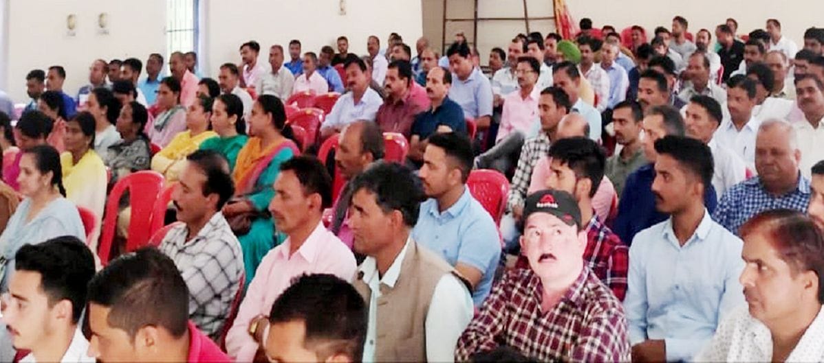 mandi news himachal news 7,500 posts to be filled in Electricity Board himachal pradesh