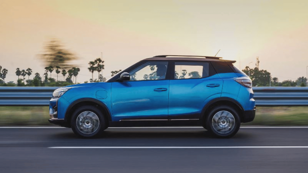 Mahindra launches its first C-Segment Electric SUV XUV400 at INR 15.99 Lakh