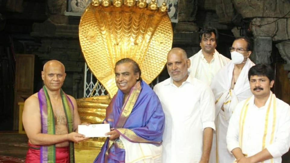 reliance Industries chairman Mukesh Ambani visits Tirupati Balaji Temple