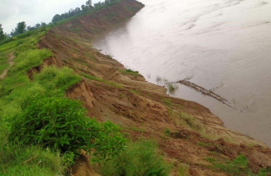 Ganga's water level increased, land cut started