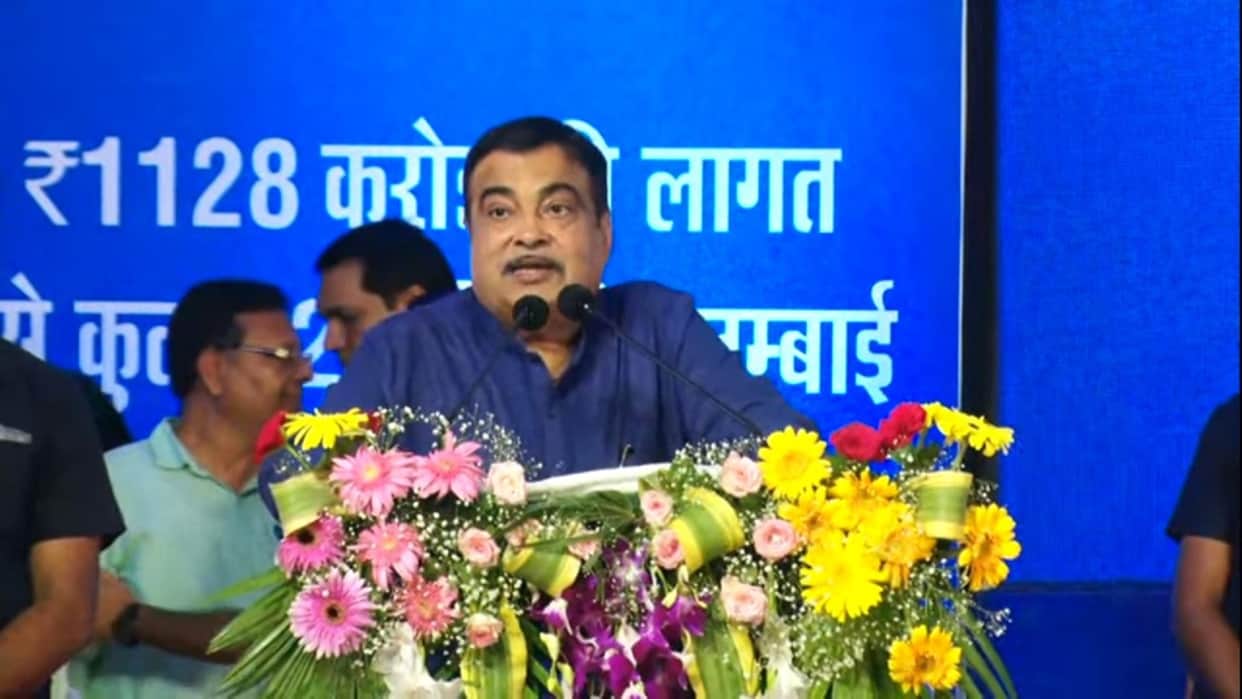 Union Minister Nitin Gadkari inaugurates lays foundation stone of 7 National Highway projects in Gwalior MP