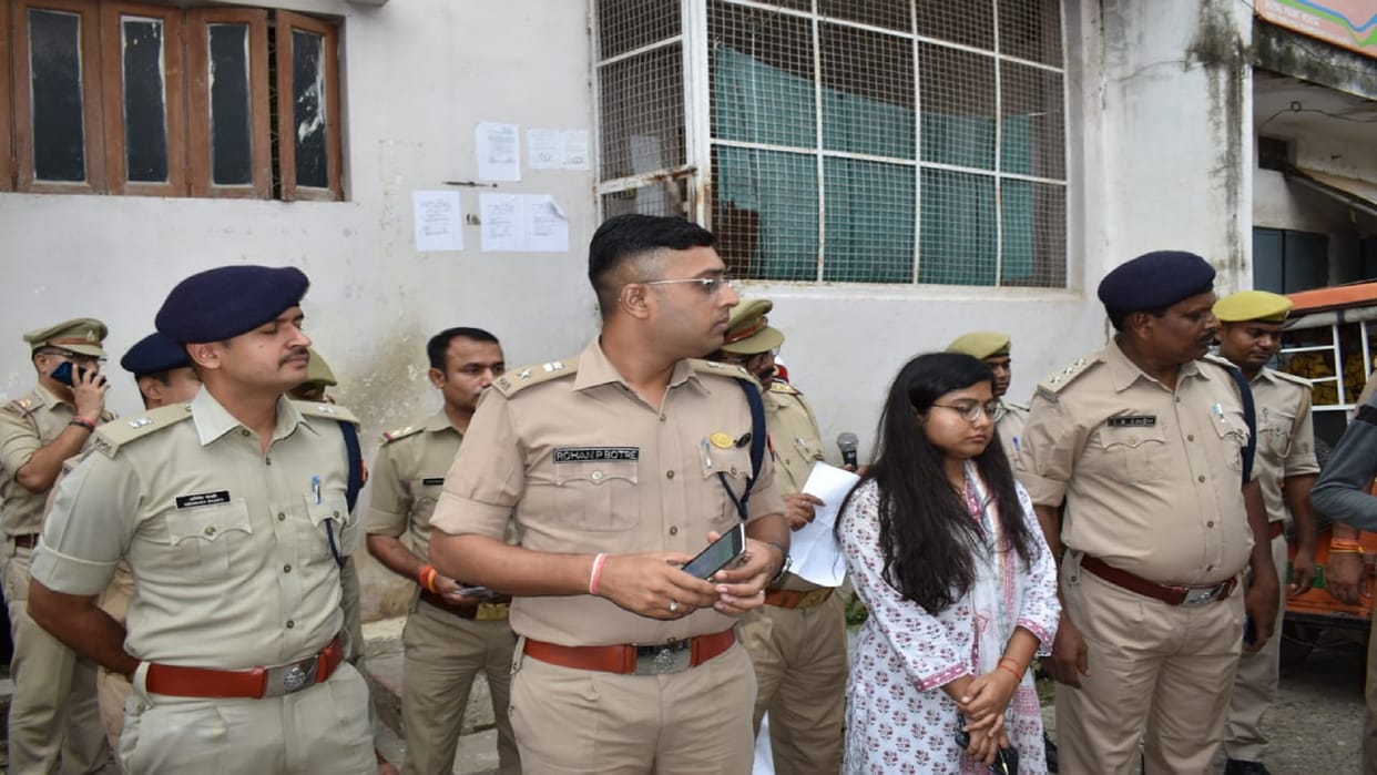 Mukhtar and Afzal Ansaris property worth two crores attached by Police and revenue team