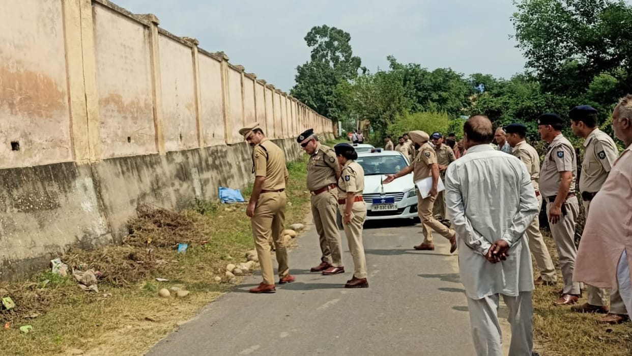 himachal news: shooting in una dgp sanjay kundu visited spot