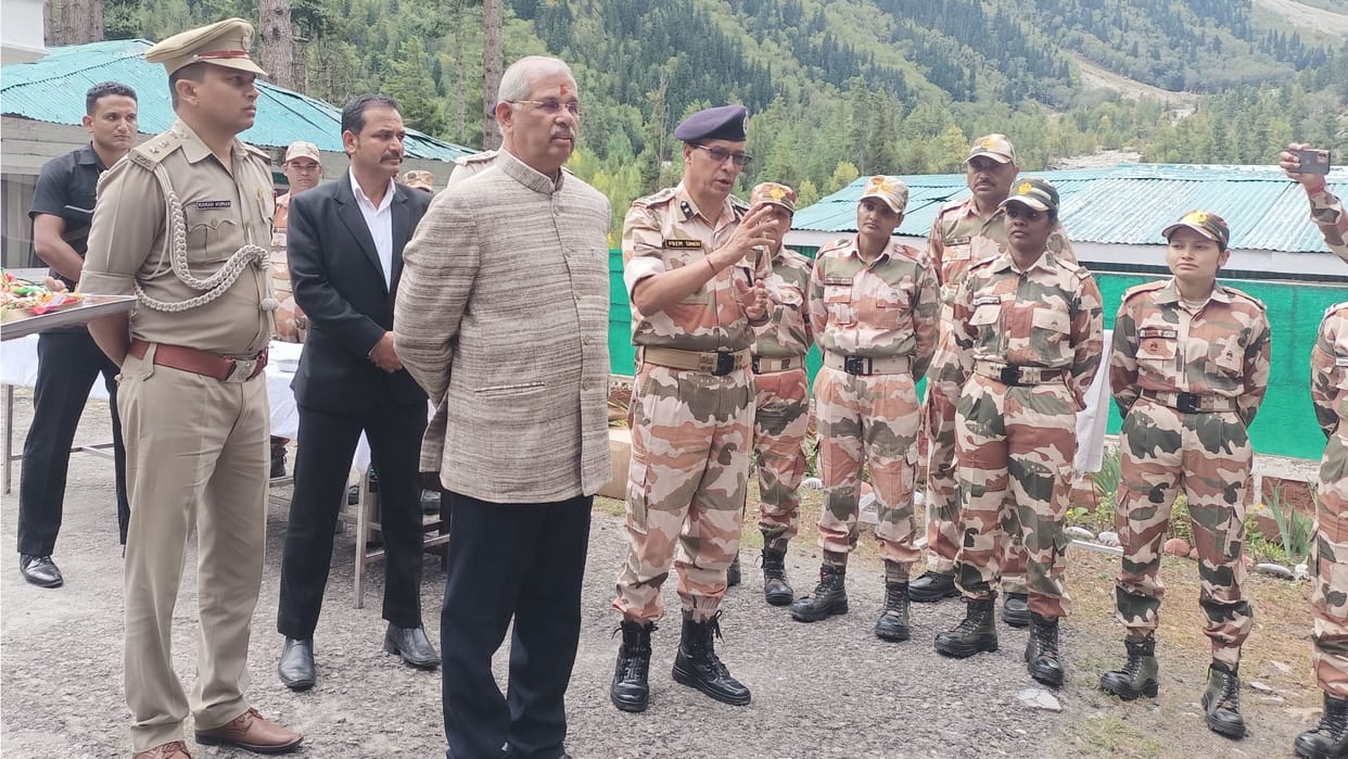 Governor Rajendra Vishwanath Arlekar talk with ITBP Jawans In Kinnaur Himachal Pradesh
