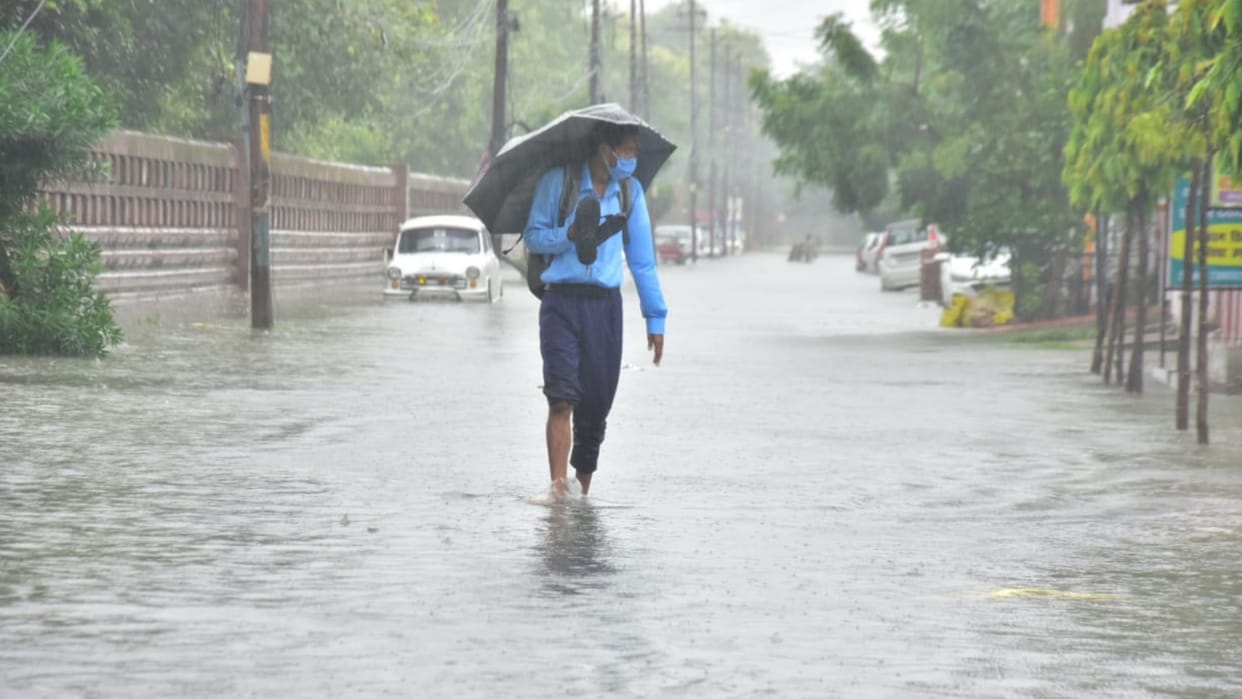 Lucknow Weather September brought relief, broke 10-year record of raining