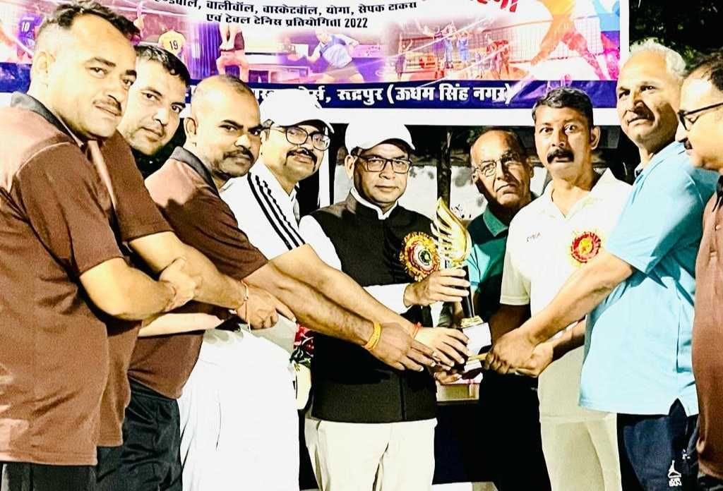 Champawat got two silver medals in police volleyball competition