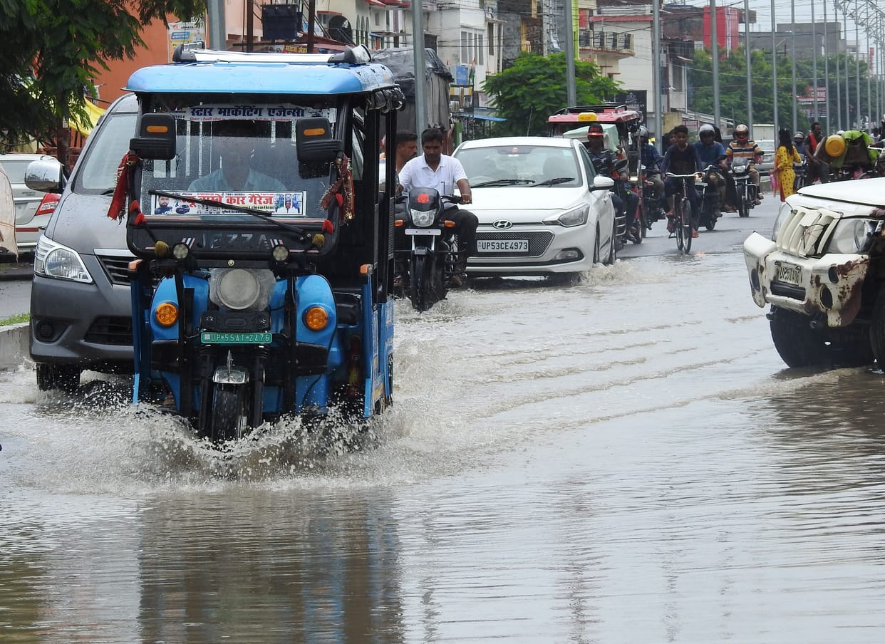 Badra rained, farmers happy, city's breath