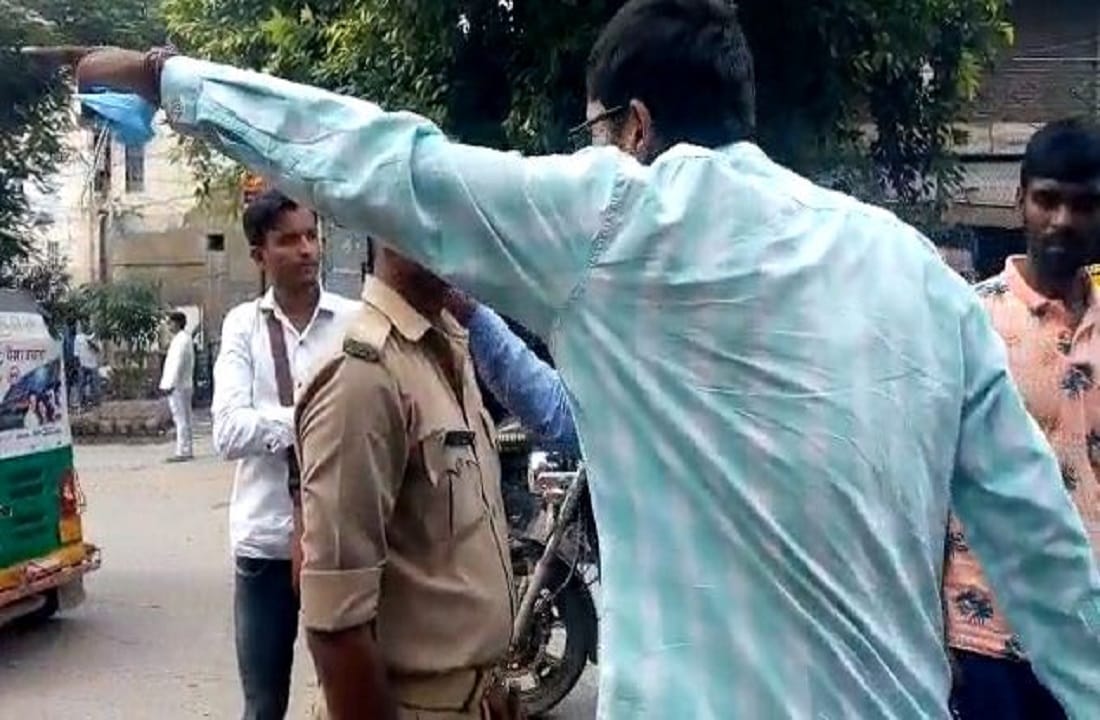 young man clashed with constable over removing car from road in varanasi