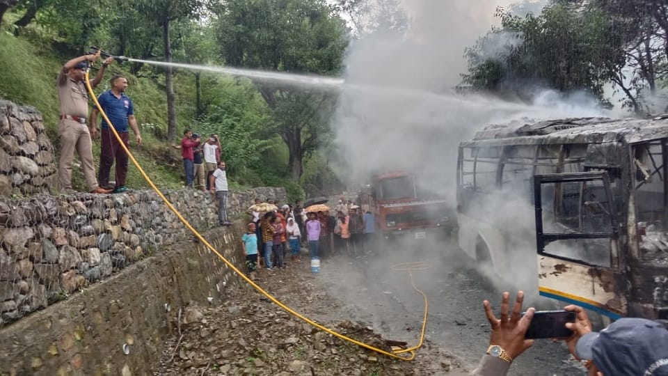 Fire breaks out in bus full of passengers on Delhi-Yamunotri route