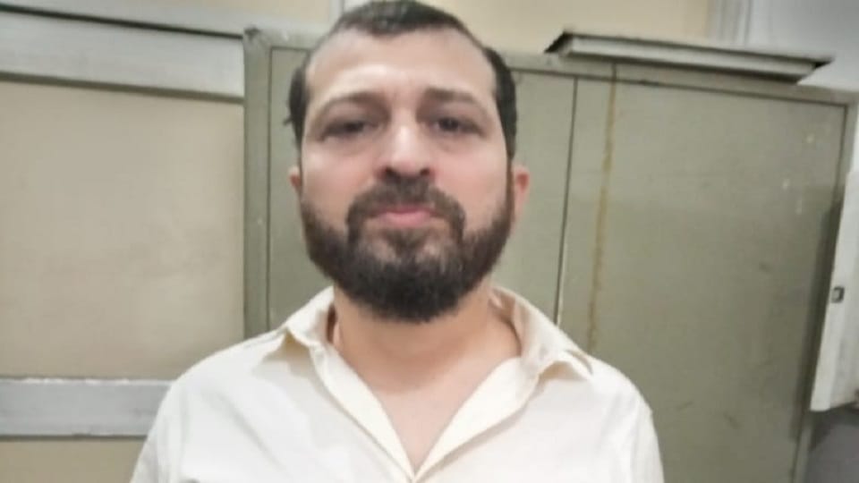 Wanted American citizen of FBI arrested by up police in Agra