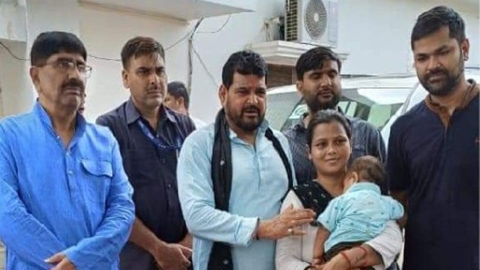 Anmay suffering from rare disease will get free injection of 16 crores