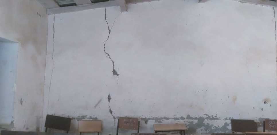 More Than 100 Schools Should Be Renovated