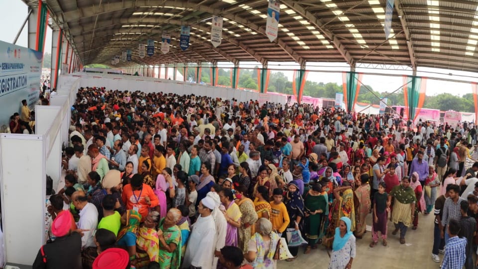 Mega health camp organised at Anaj Mandi In Chandigarh on Birthday of PM Narendra Modi