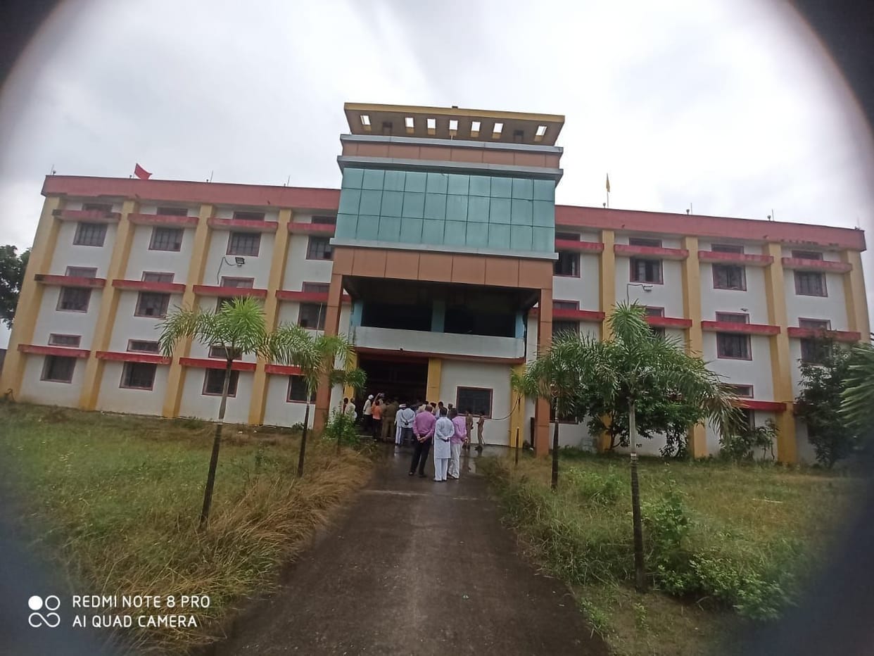 fraud teacher school kurk