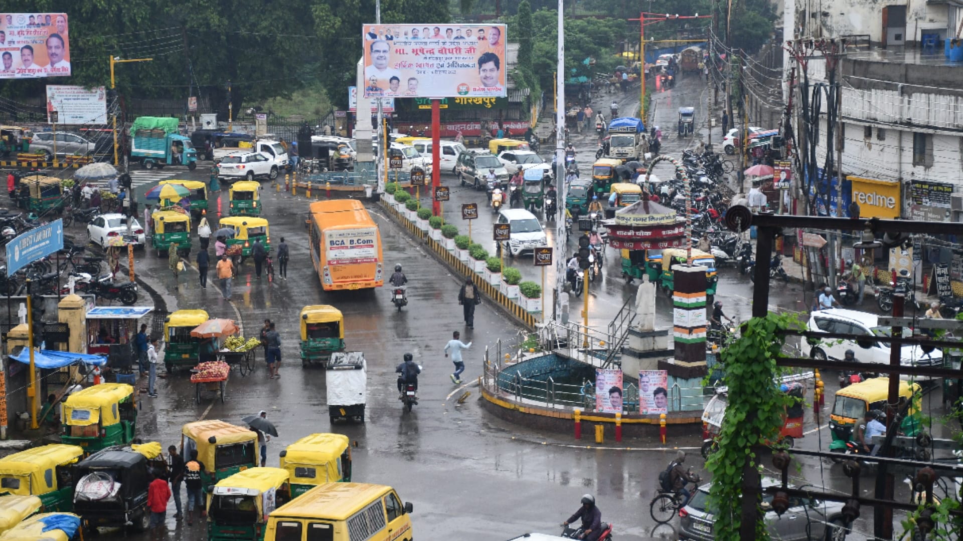 Waterlogging still in low lying areas of Gorakhpur