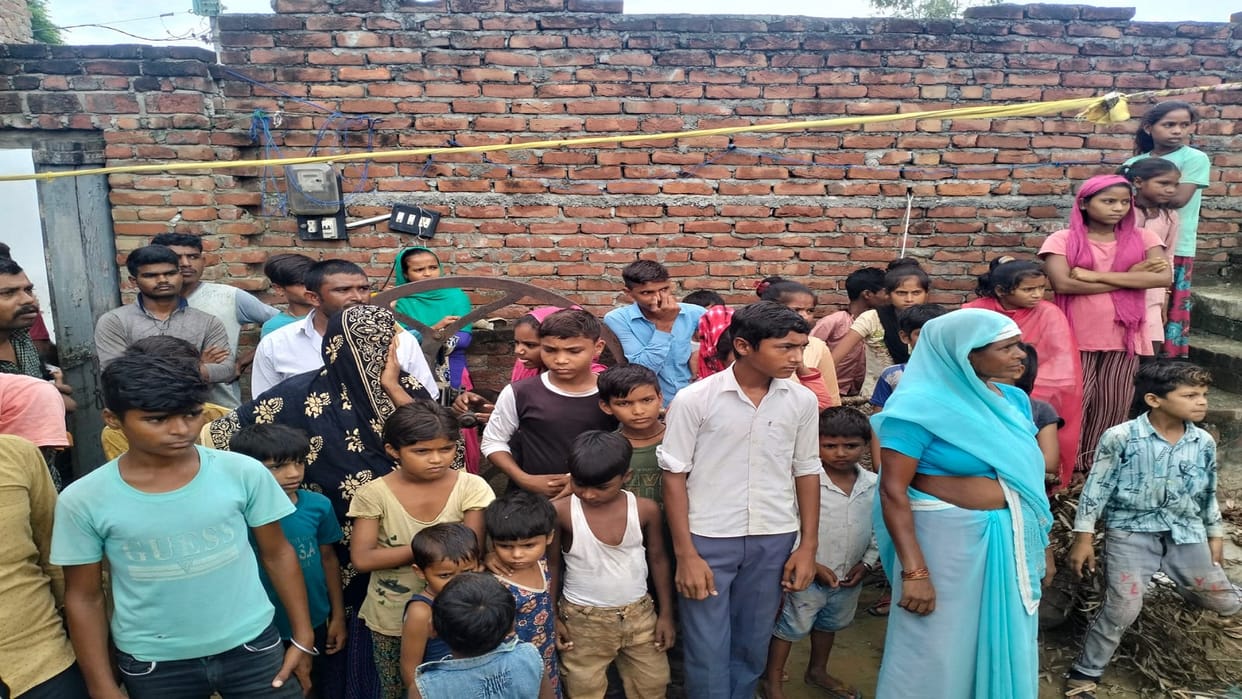 Badaun: Teenager body found in bushes in front of Asafpur railway station