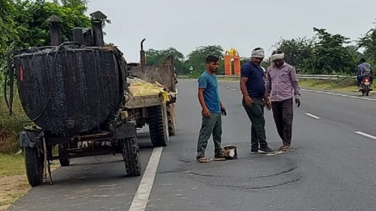 UP: MeerutBaghpat National Highway made of 241 crores started breaking again