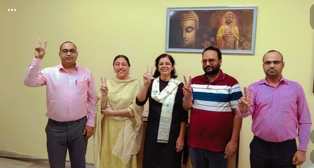 CDLU: Rajneesh becomes unopposed Vice President of Teachers Association, Ranjit Kaur Treasurer, now elections will be held only for the head