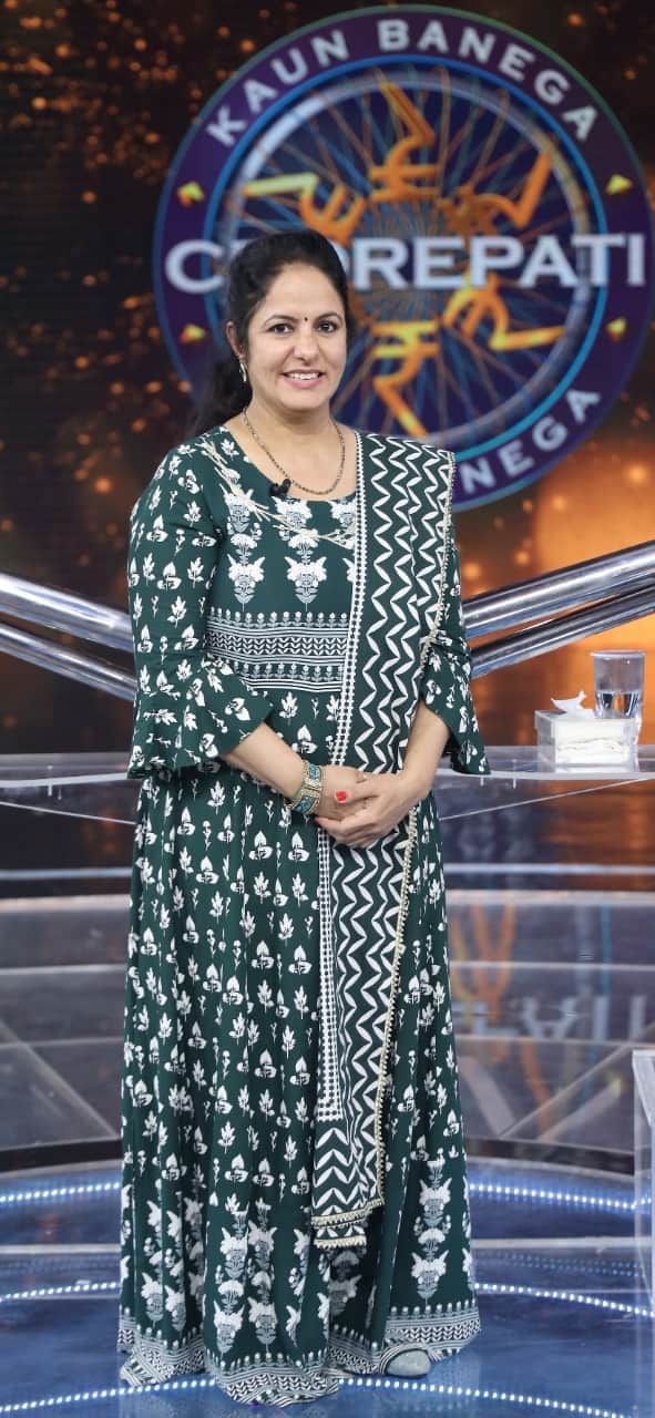 KBC 14: kavita chawla won one crore in Kaun Banega Crorepati 14 took 21 years to reach the hot seat