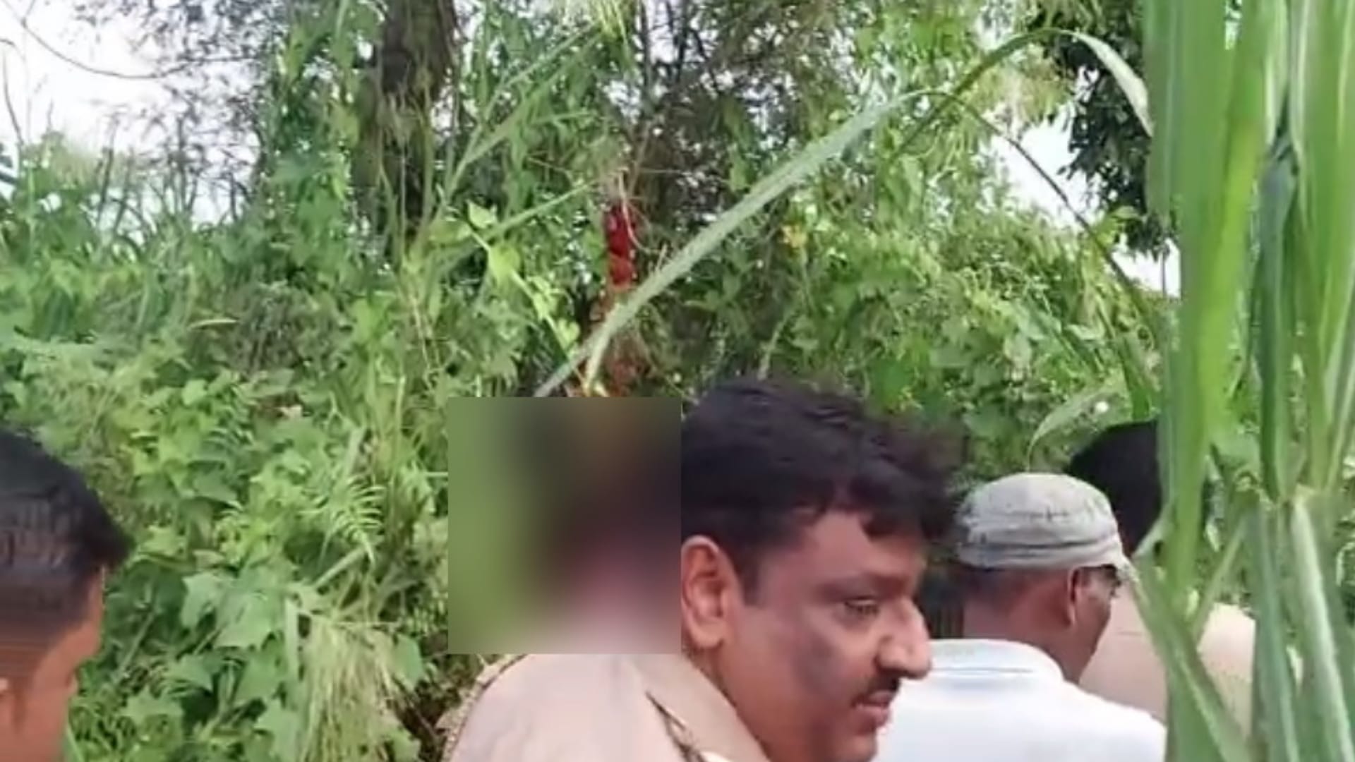 lakhimpur accused beaten up sisters before murder Injury marks were also found on body in post-mortem report