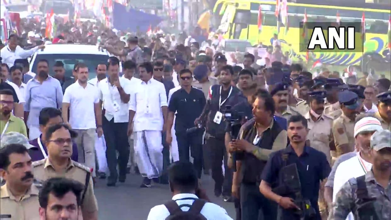 Crowds gathered in Kerala for Rahul Bharat Jodo Yatra