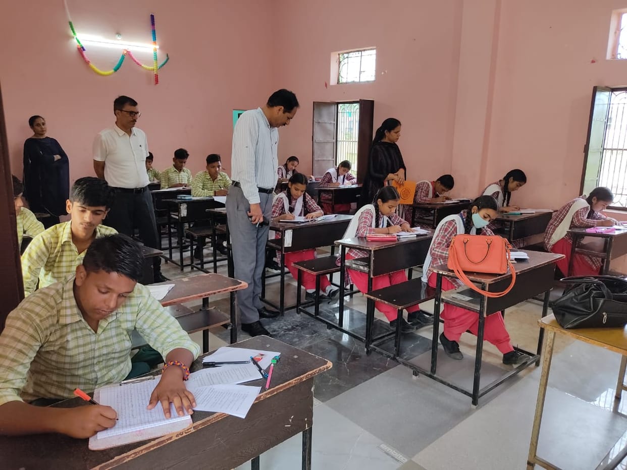 The flying squad did a surprise inspection of the examination centers of the district