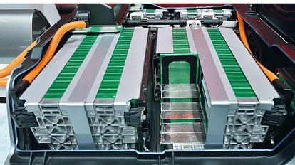 Indian Govt may extend deadline for EV battery norms by 4 to 5 months Mahindra Tata MG Hero