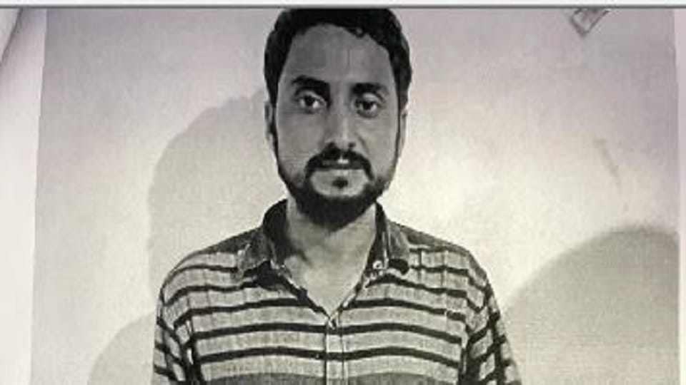 Railway Group D Recruitment Exam 2022 Younger brother came in place of elder brother caught in photo matching