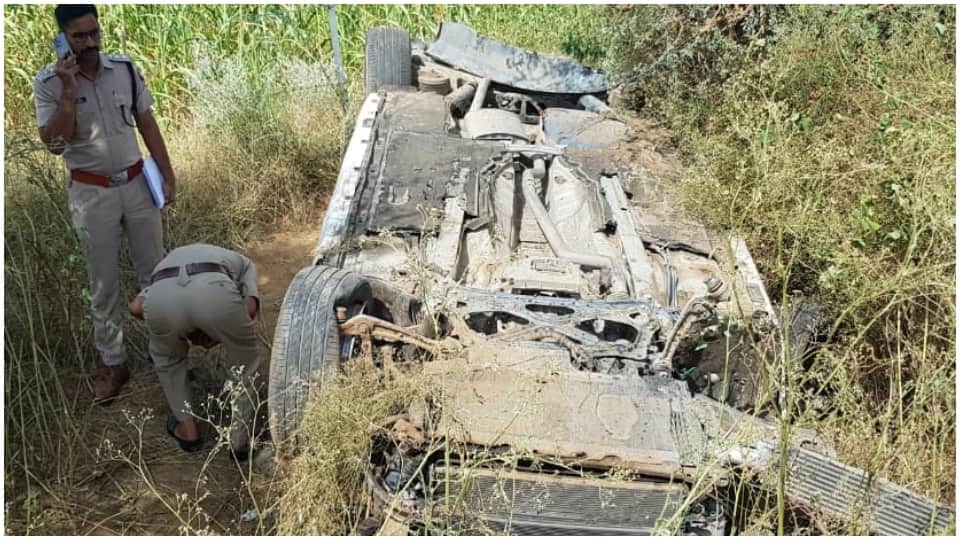 Audi Collides With Bike Scooty Four People From Haryana Died Jhunjhunu