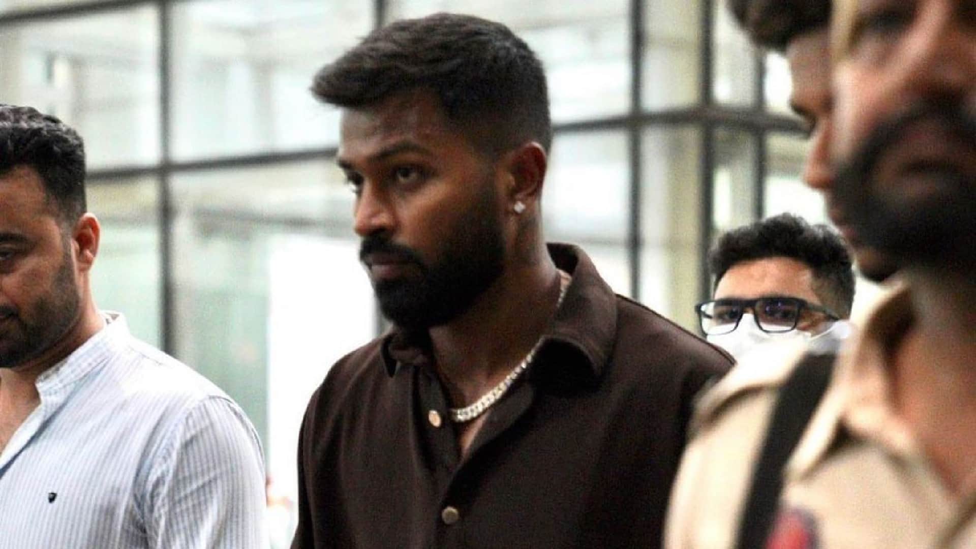 Indian Players arrived Mohali for the first T20 Match against Australia