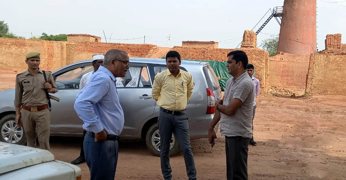 Action on five brick kilns that did not collect royalty