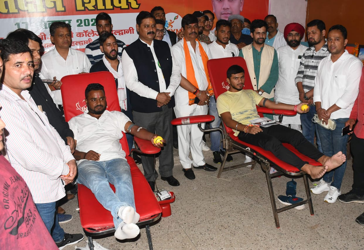 120 people donated blood on PM Modi's birthday