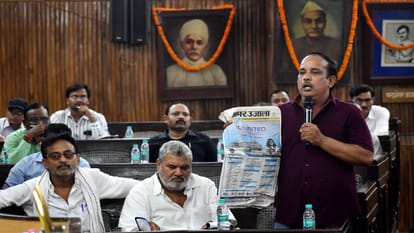 Nagar Nigam Proposal to waive water and house tax of martyrs House