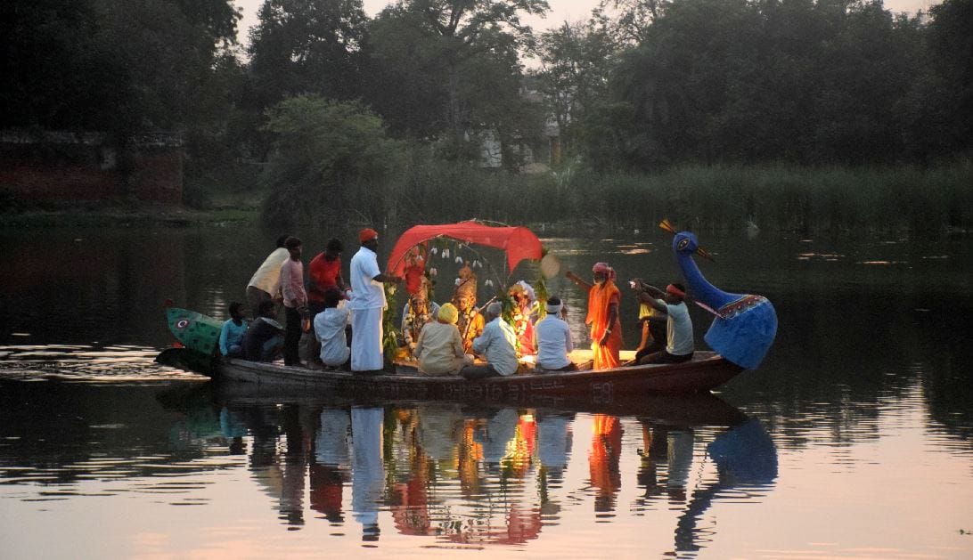 Ramnagar Ki Ramlila 10th day Sumant left for Ayodhya after paying homage to Lord Ram