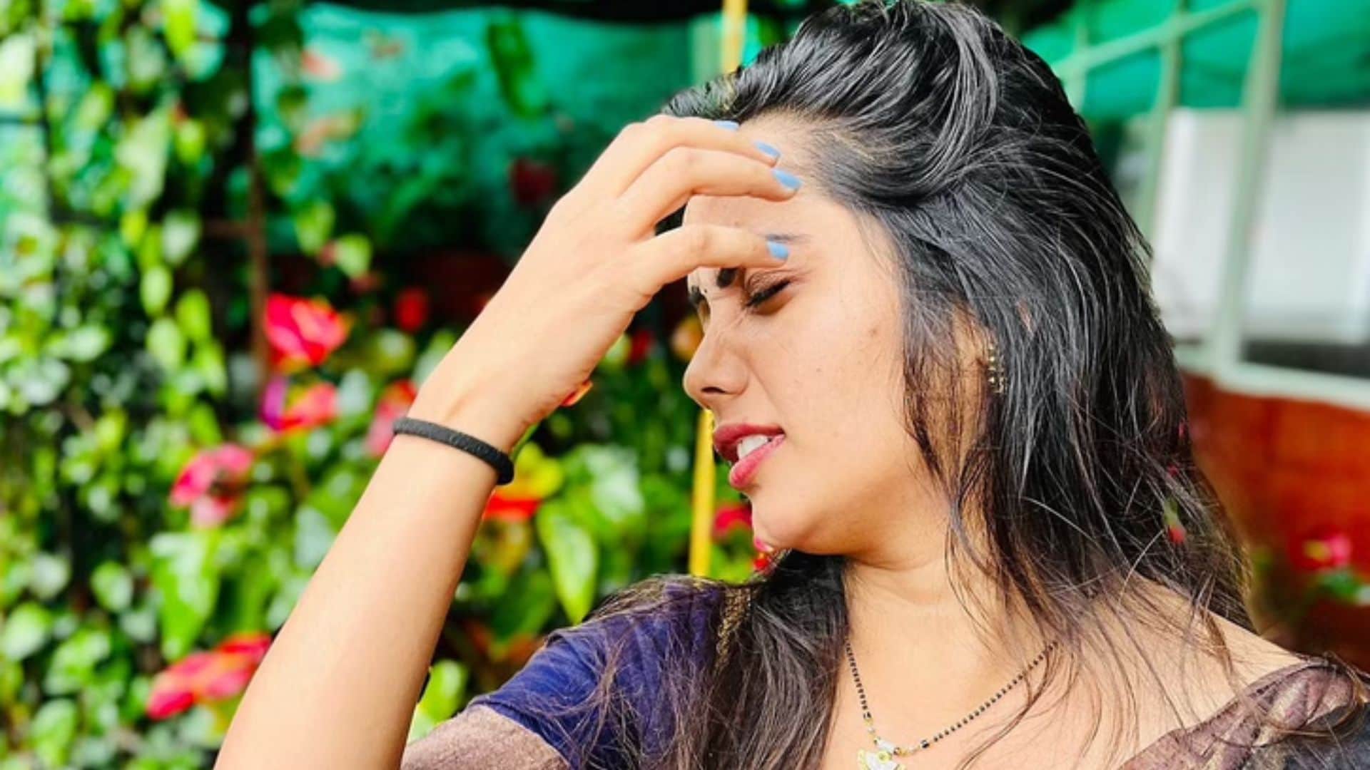 tamil actress deepa aka pauline jessica committed suicide police suspect love affair reason