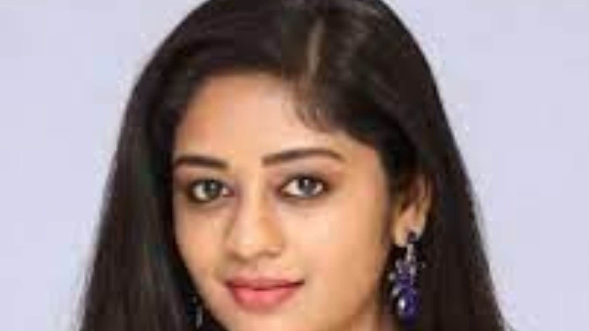 tamil actress deepa aka pauline jessica committed suicide police suspect love affair reason