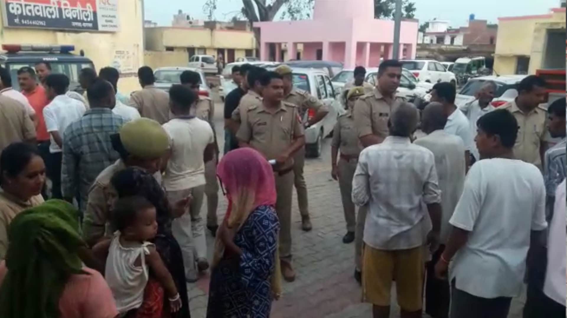 COP slapt youth in Baghpat, inspector Line spot on indecency