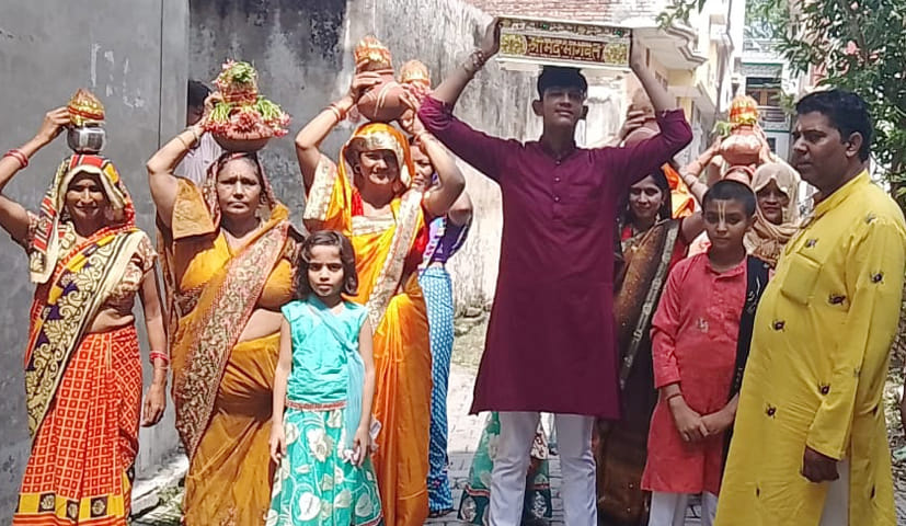 Essence of life is present in Bhagwat Katha: Pandit Nilesh