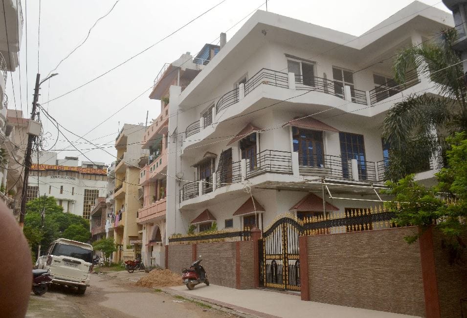 BLW engineer arrested for taking bribe Layers of corruption are uncovering in CBI investigation