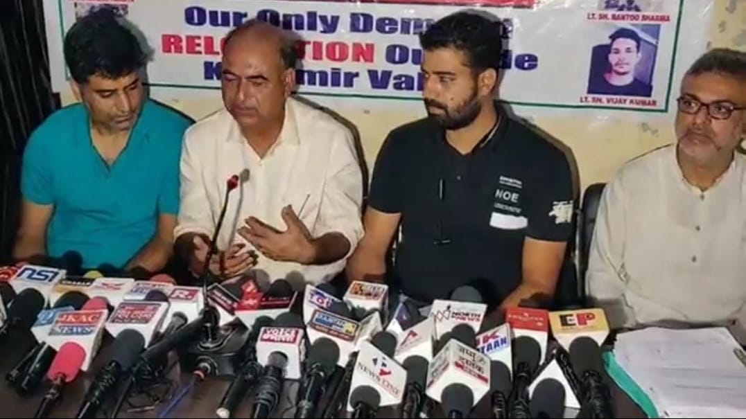migrant employees association demand to Transfer of Kashmiri Pandit employees out of kashmir valley