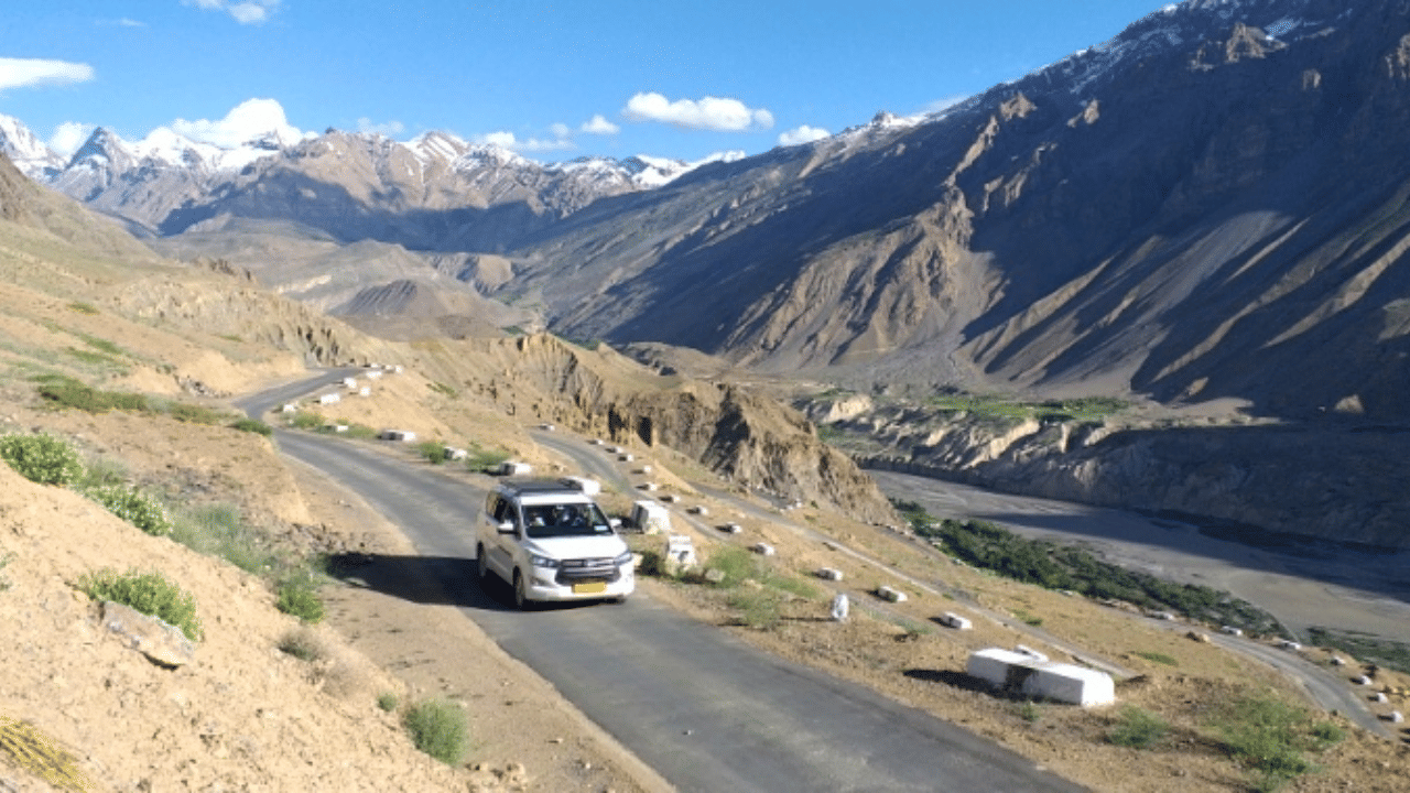 travelling in mountains by car, keep these five tips in mind and you will be safe Himachal Pradesh Uttarakhand