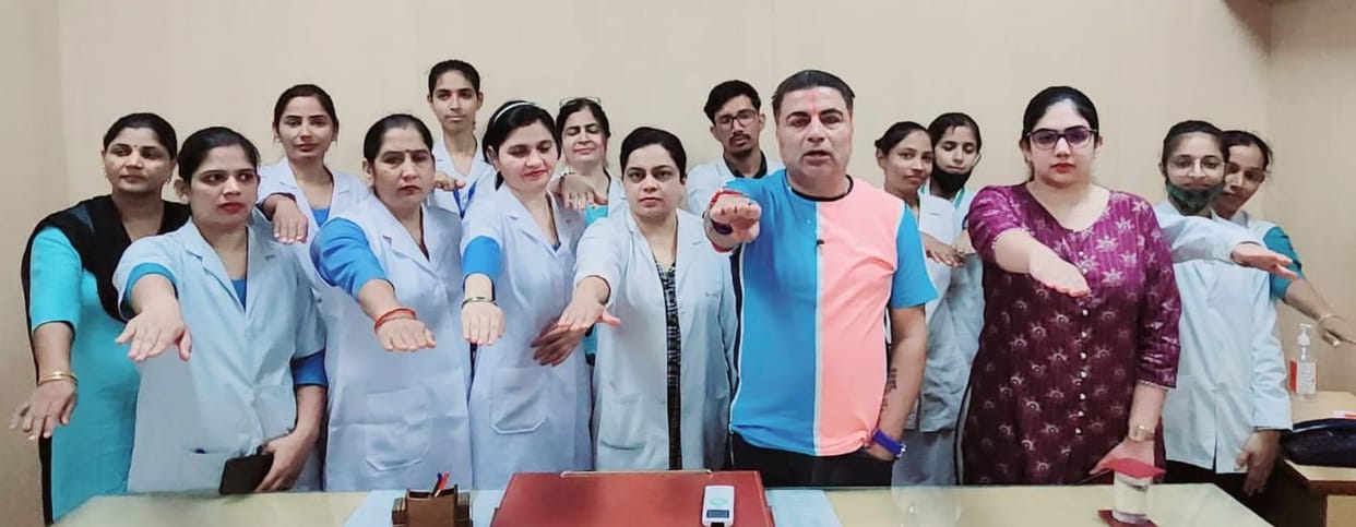 'Behave friendly with the patient and understand their problem'
