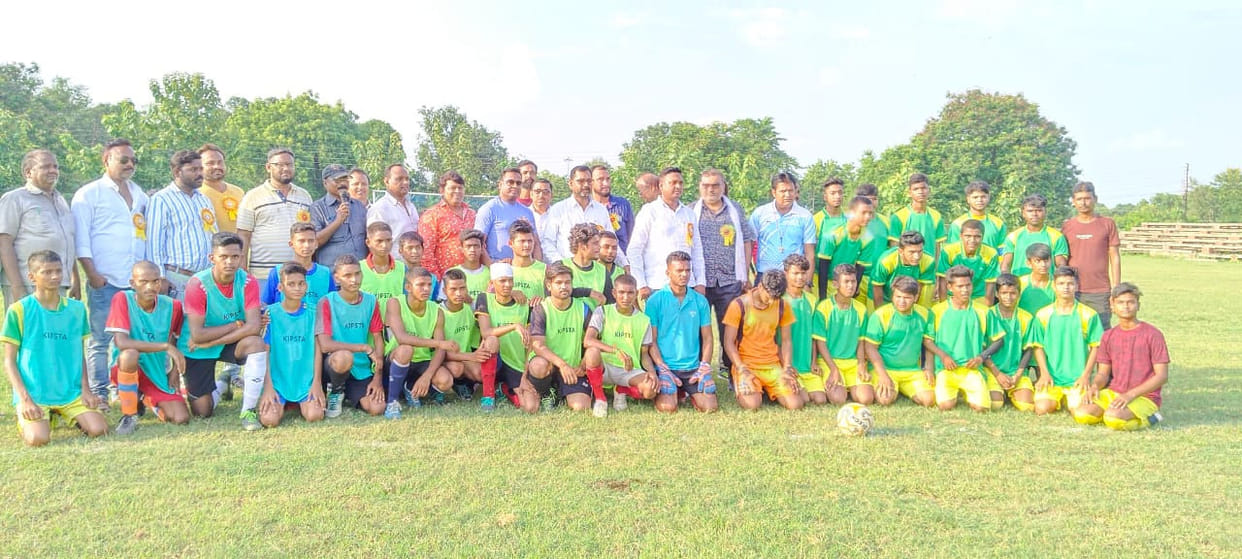 Tiara Stadium team won the opening match