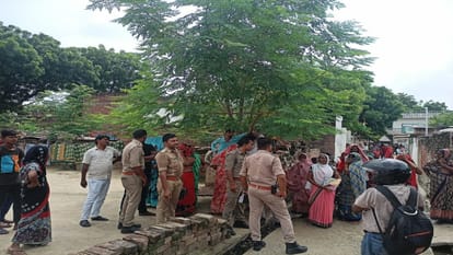 During the dispute the husband beat his wife to death with a hammer In Naini