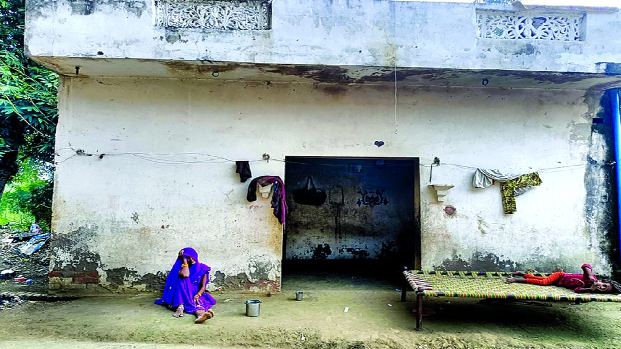 In Pratapgarh, drunken father killed 18-day-old baby girl