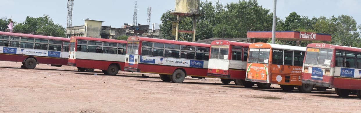 Helplessness of Transport Corporation, Khatara buses heavy on passengers