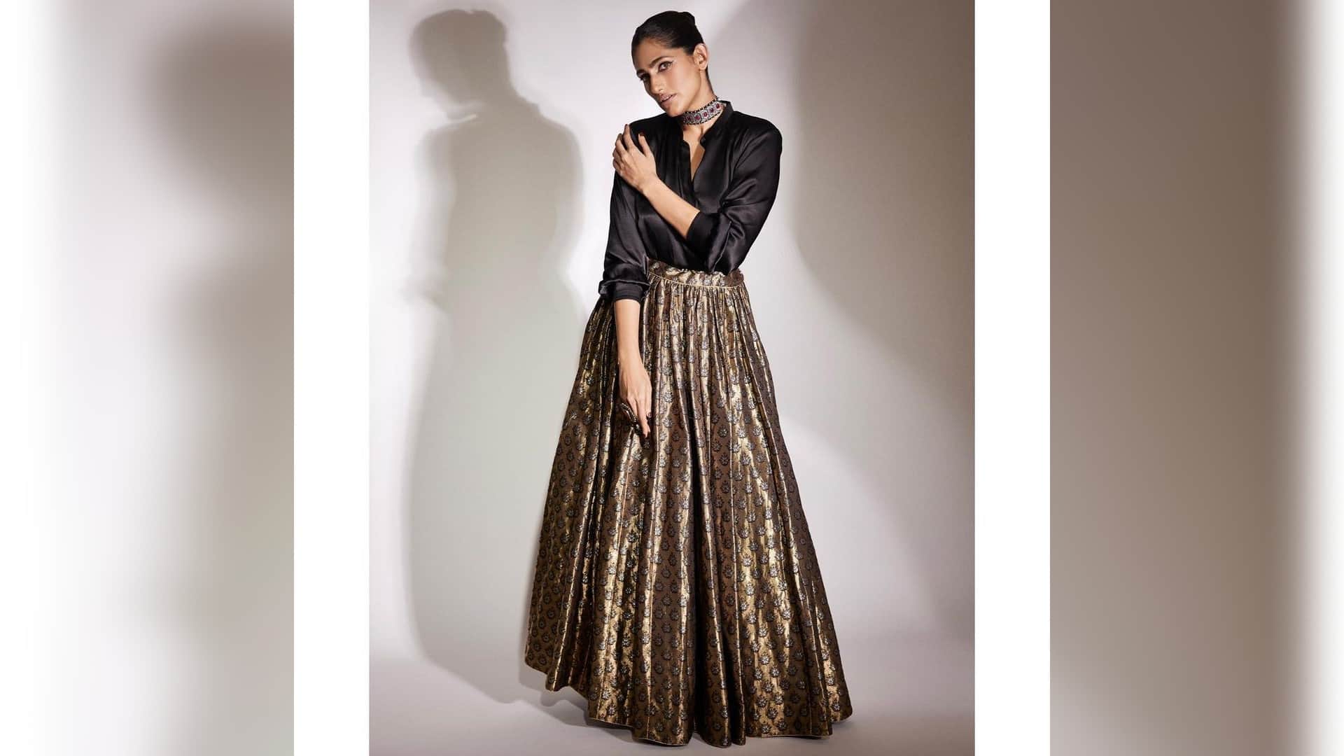 navratri 2022 fashion trendy garba lehenga choli ideas from actress looks