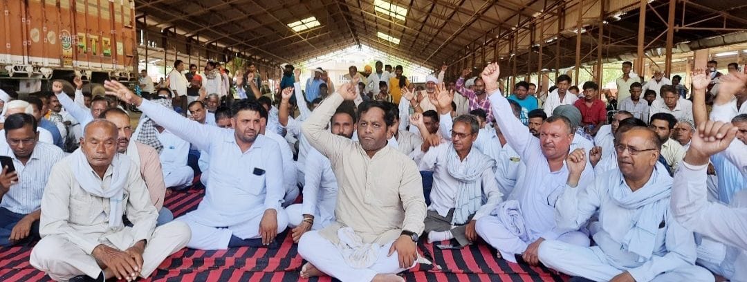 The arhtiyas raised their voice by saying