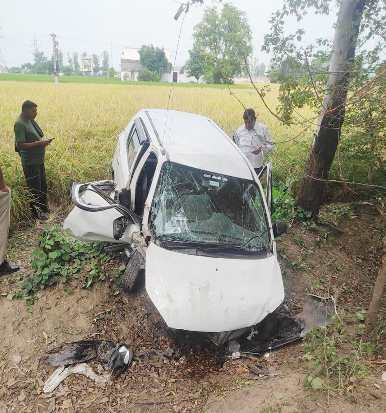Four including two elderly students died in road accidents